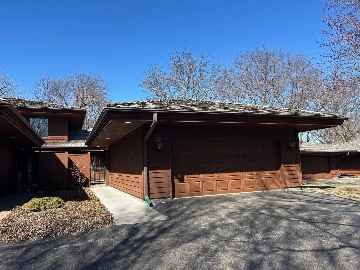 2440 Robin Oak Ridge, Minnetonka, MN 55305