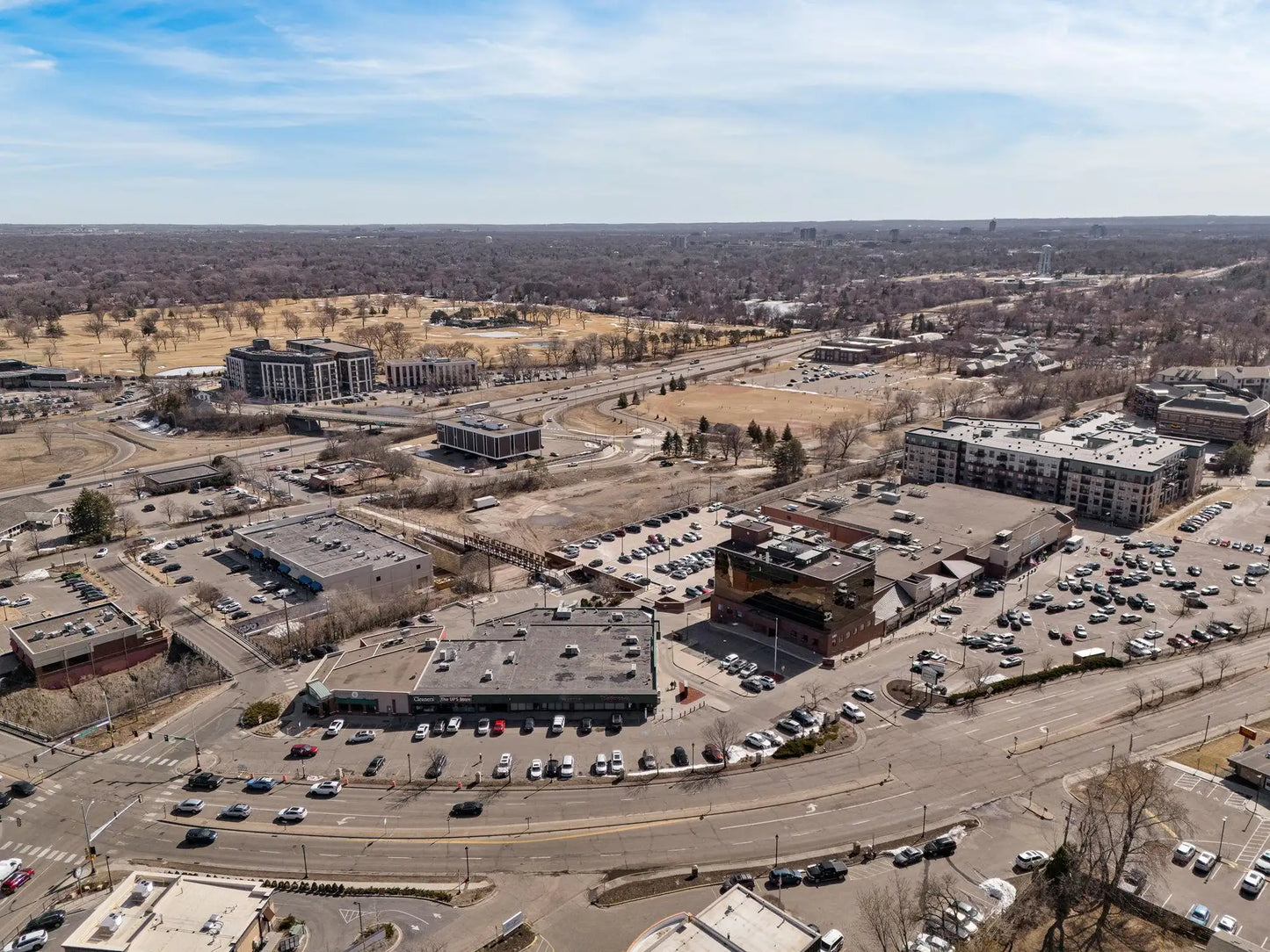 4500 Parkside Lane , Edina, MN 55436
