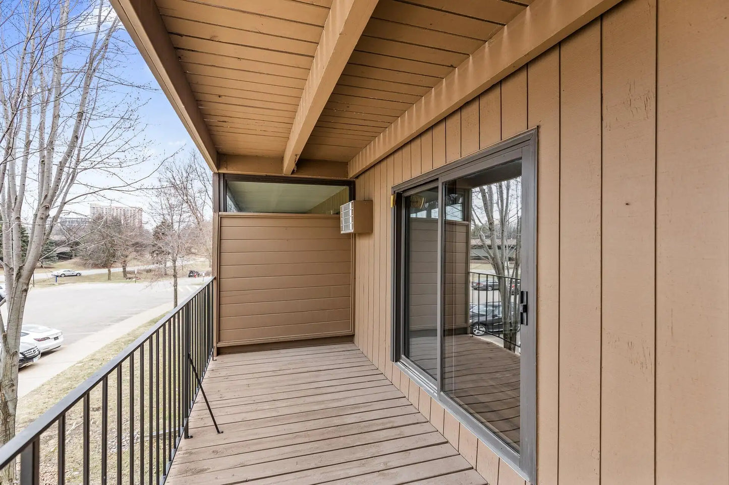 5697 Green Circle Drive, Minnetonka, MN 55343