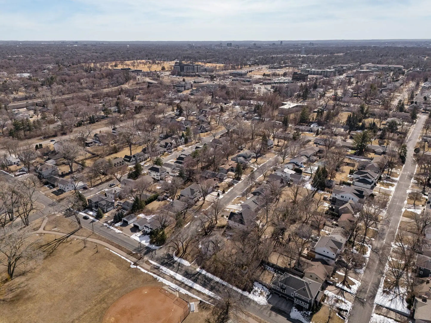 4500 Parkside Lane , Edina, MN 55436