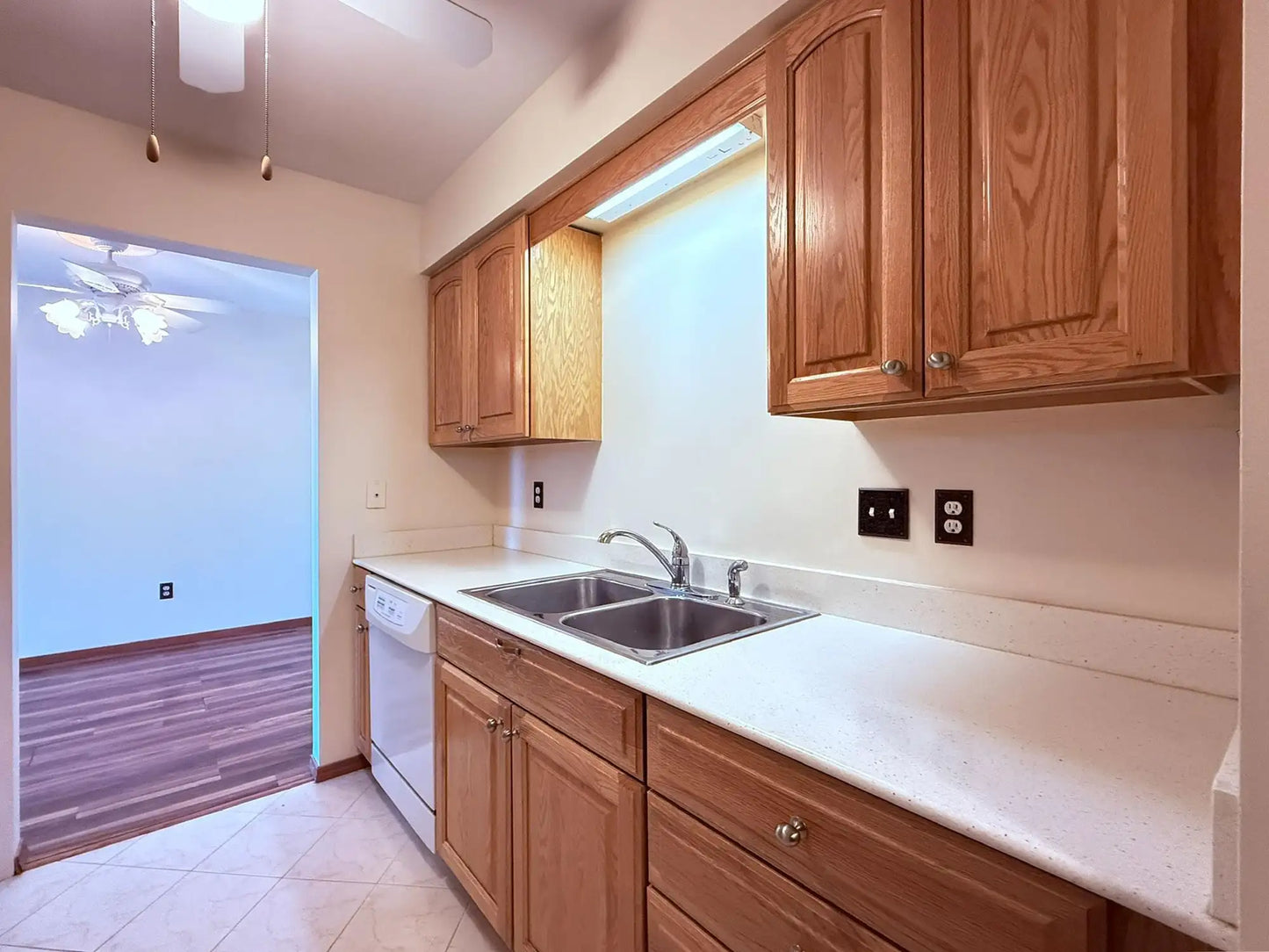 2220 Midland Grove Road, Roseville, MN 55113