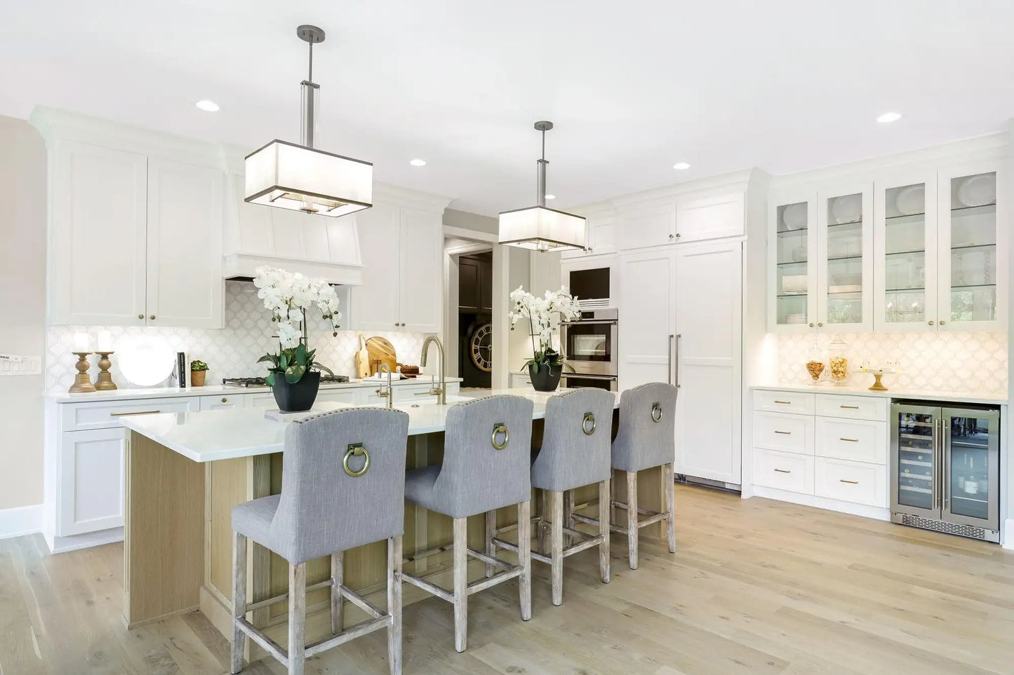 3941 White Oak Lane, Chanhassen, MN 55331
