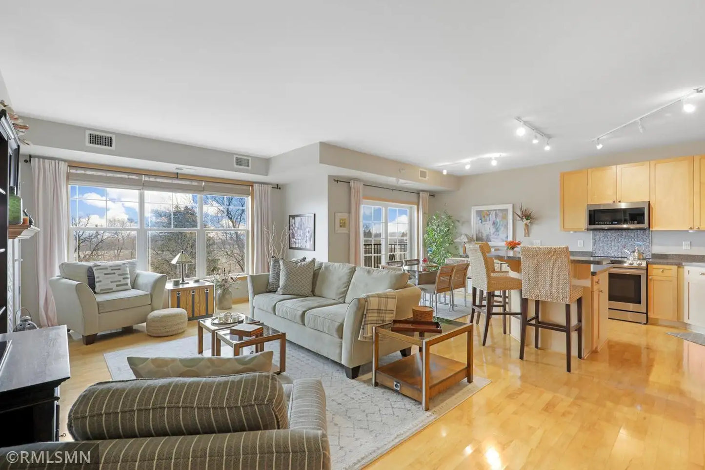 1800 Graham Avenue, Saint Paul, MN 55116