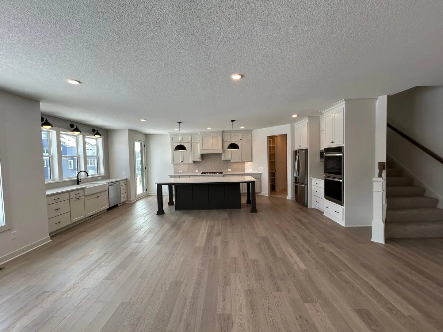 4359 Arbor Drive, Woodbury, MN 55129
