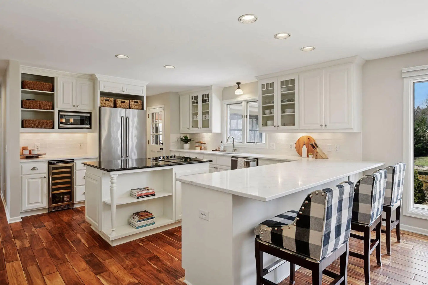 815 Alvarado Lane, Plymouth, MN 55447
