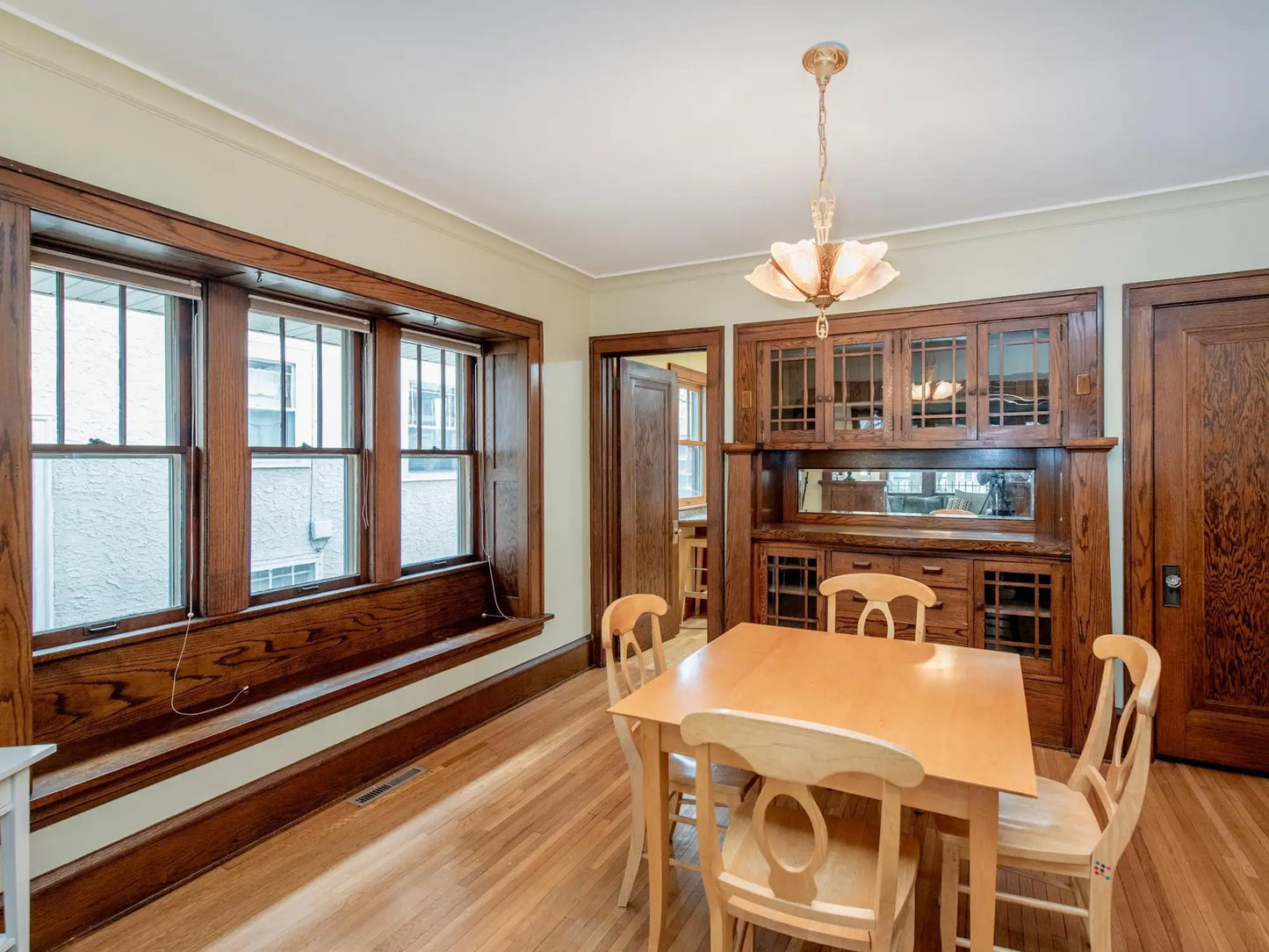 428 Sheridan Avenue, Minneapolis, MN 55405