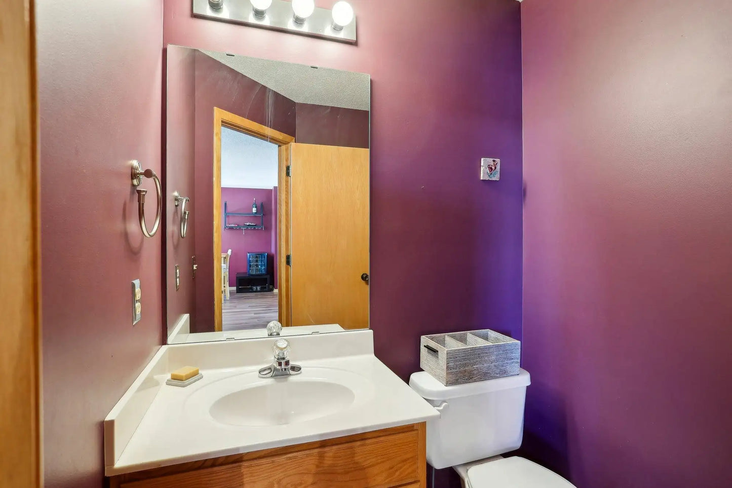 18338 Coneflower Lane, Eden Prairie, MN 55346