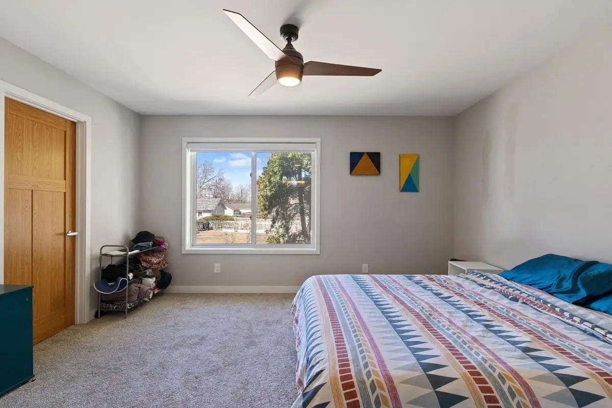 4050 3rd Avenue, Minneapolis, MN 55409