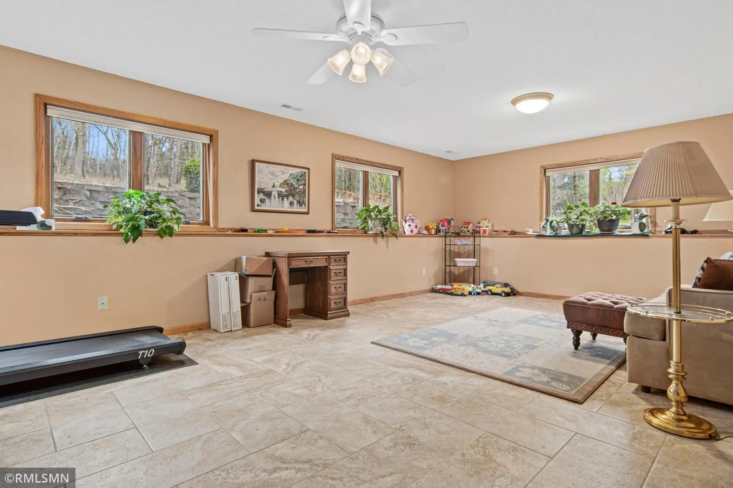1615 Oakgreen Avenue, West Lakeland Twp, MN 55082