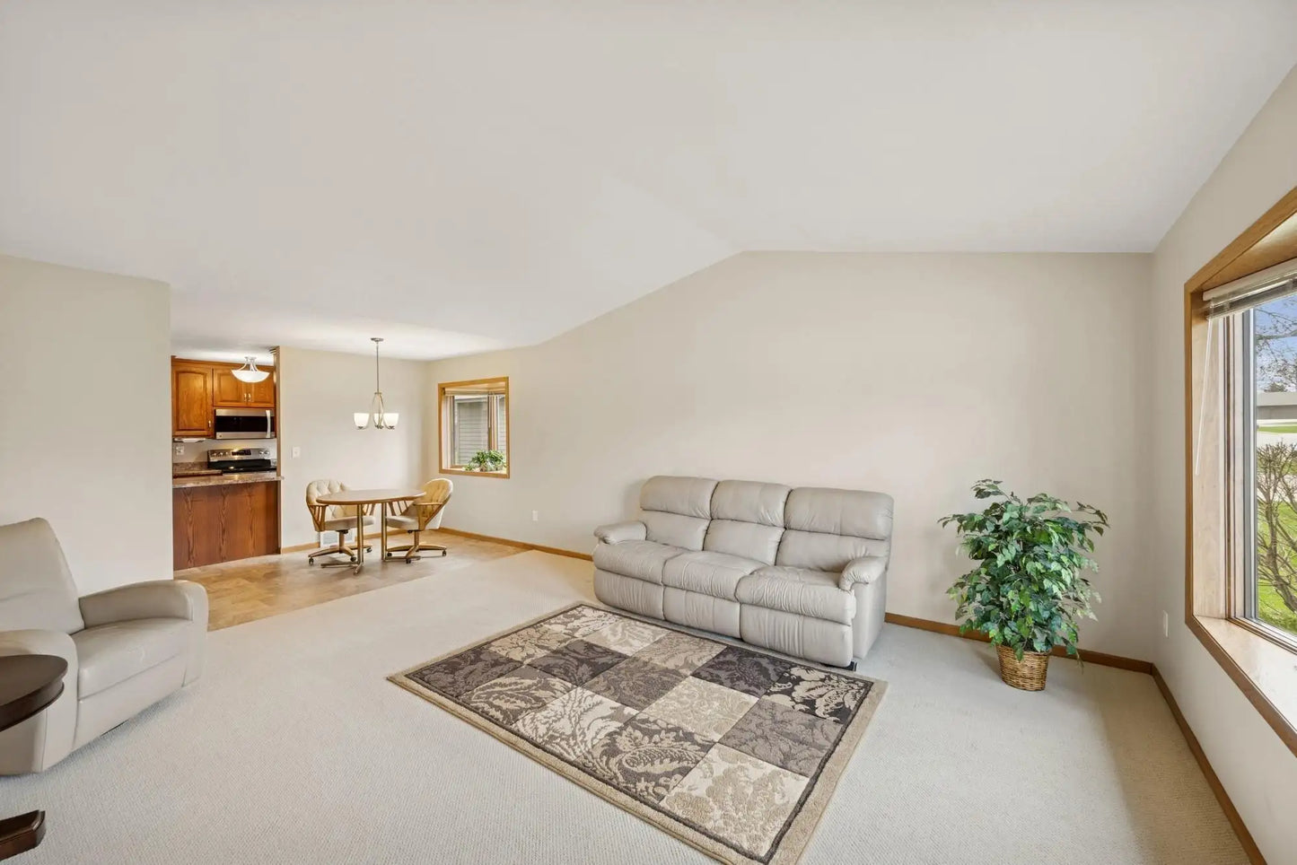1455 Pringle Court, Hastings, MN 55033
