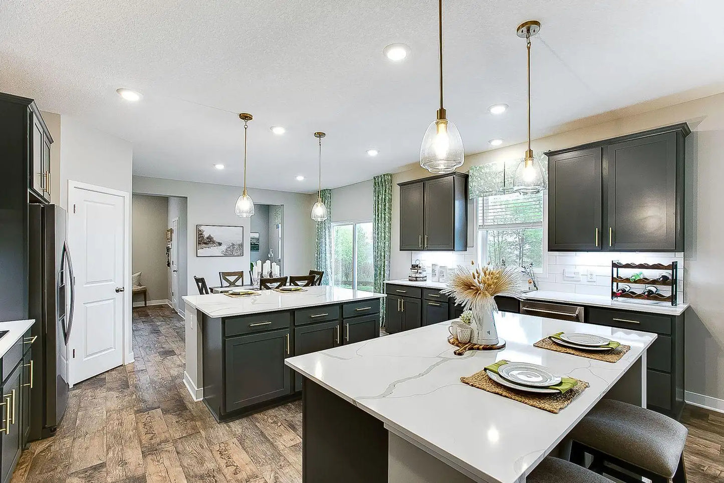 719 Winterberry Trail, Waconia, MN 55387