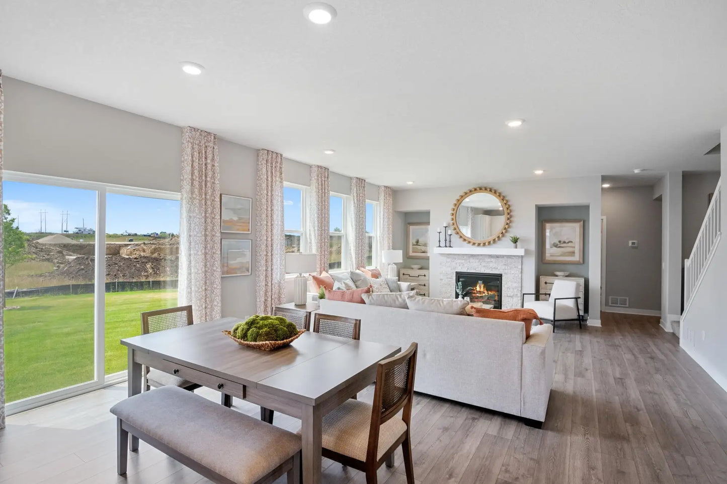 2428 Marsh View Court, Shakopee, MN 55379
