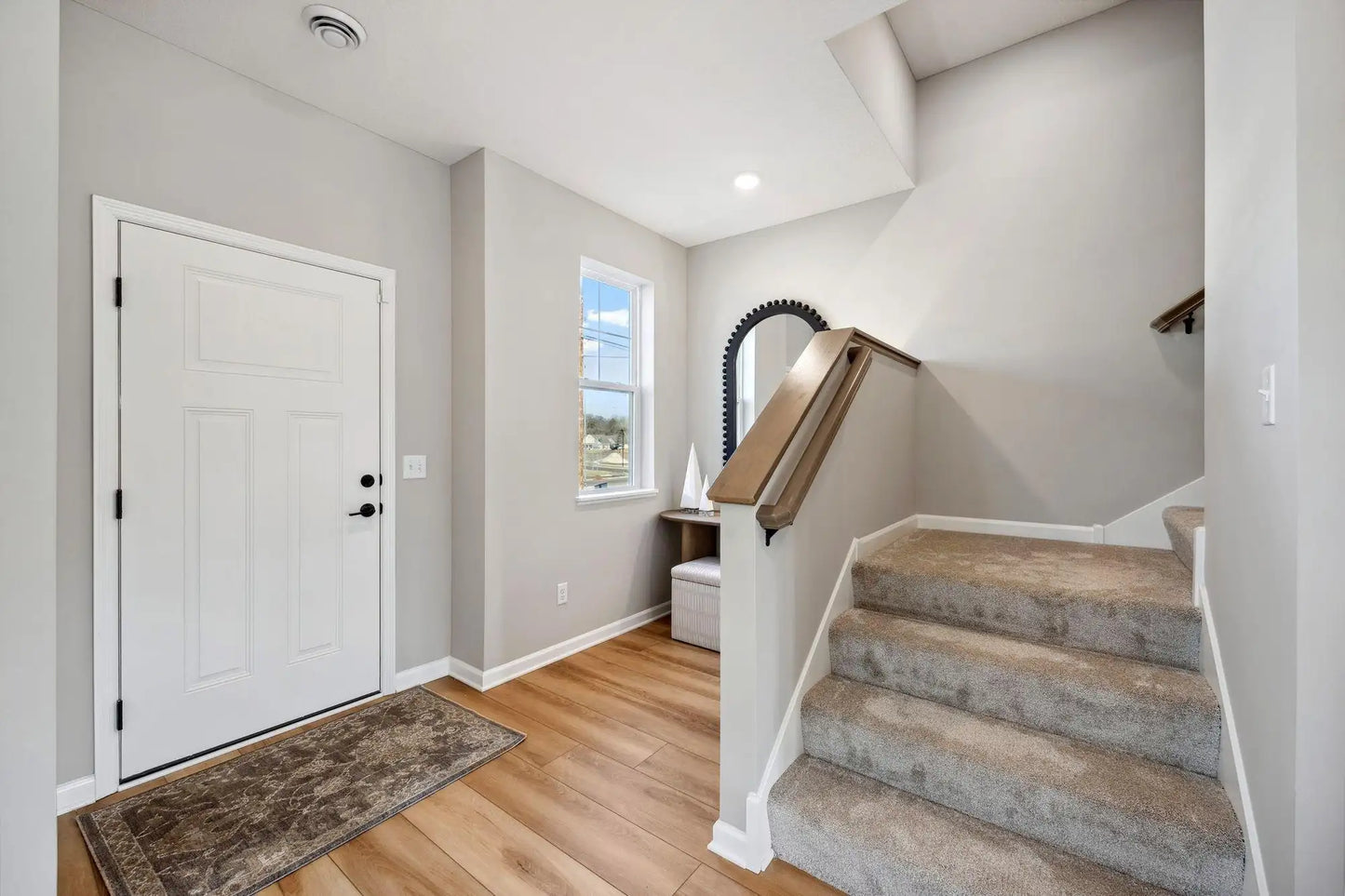 1531 Traverse Lane, West Saint Paul, MN 55118
