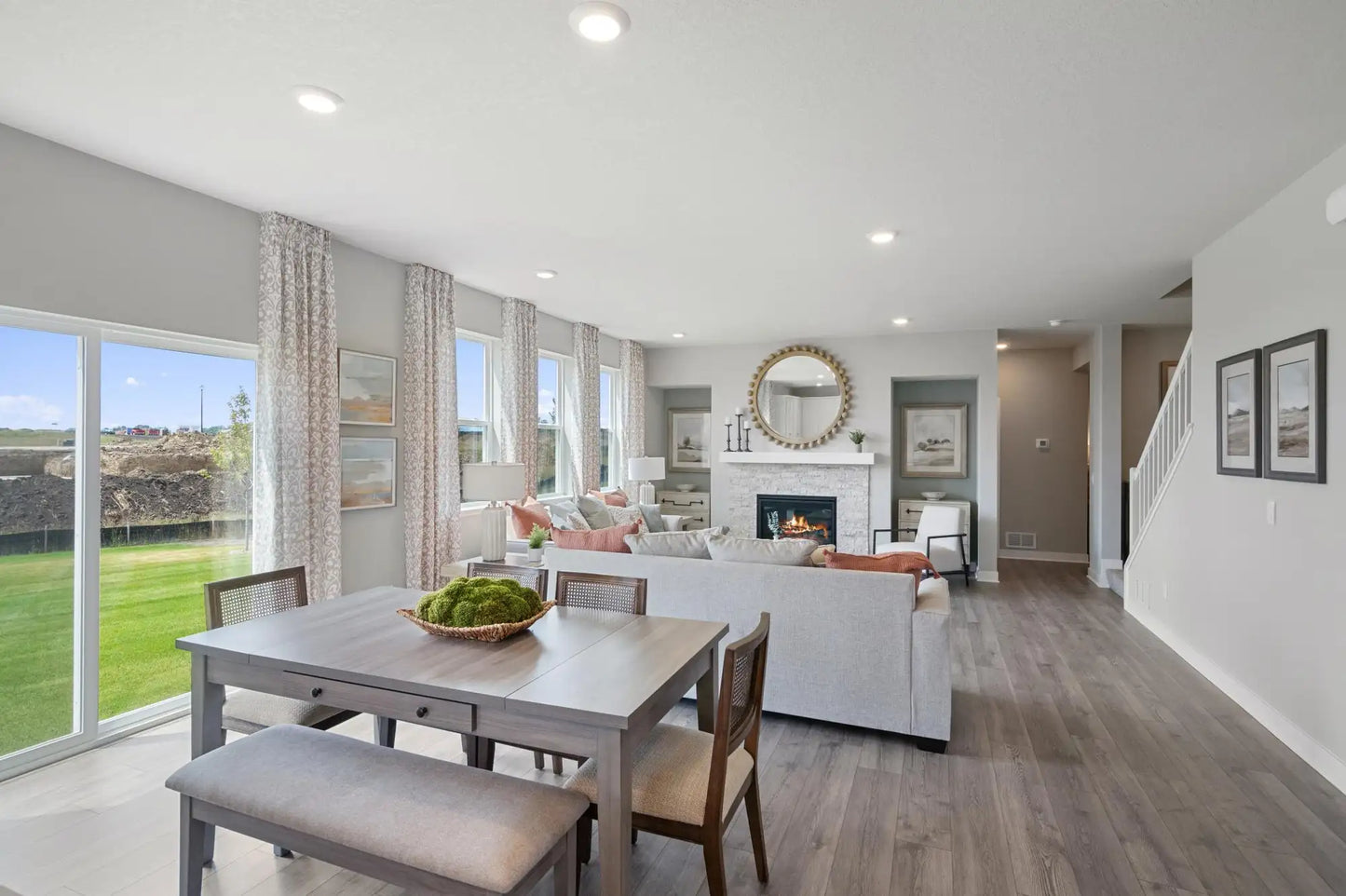 2428 Marsh View Court, Shakopee, MN 55379
