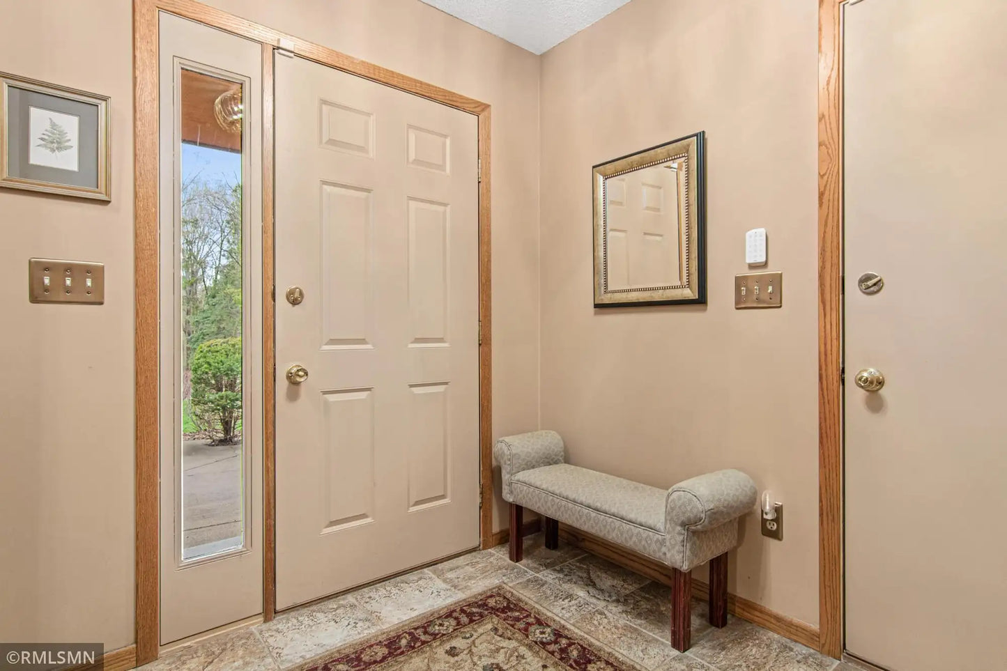 1615 Oakgreen Avenue, West Lakeland Twp, MN 55082
