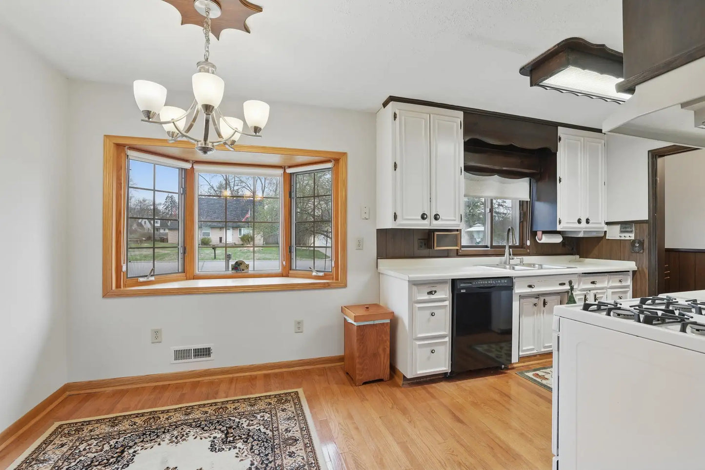 8851 Hallmark Avenue, Cottage Grove, MN 55016