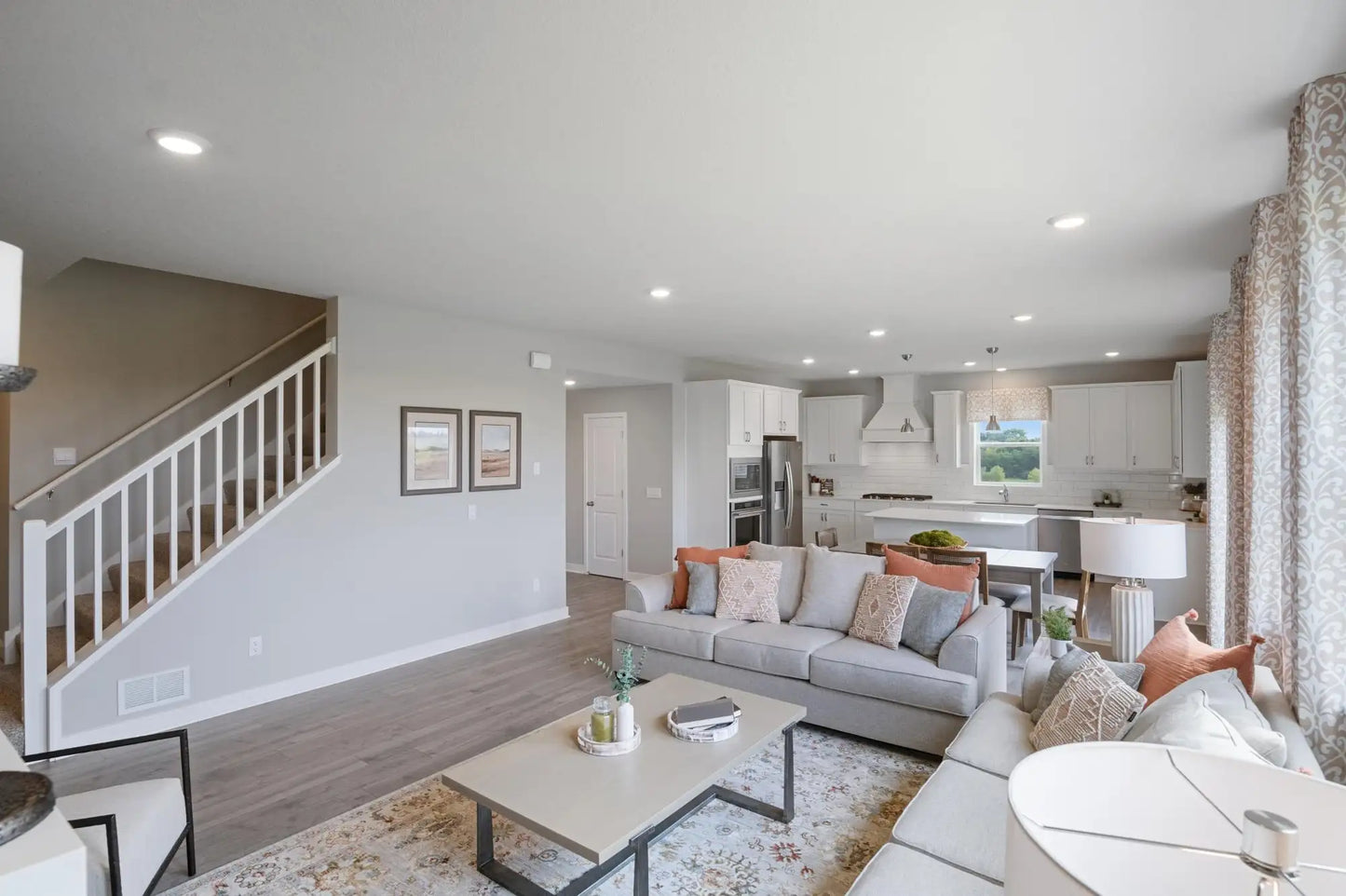 2428 Marsh View Court, Shakopee, MN 55379